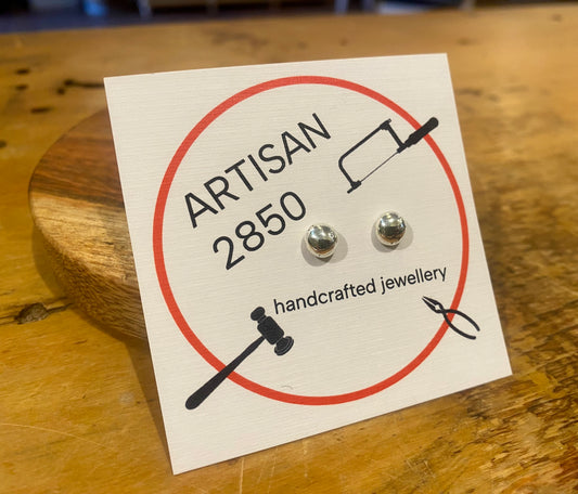 Artisan 2850 - Silver Pebble Studs