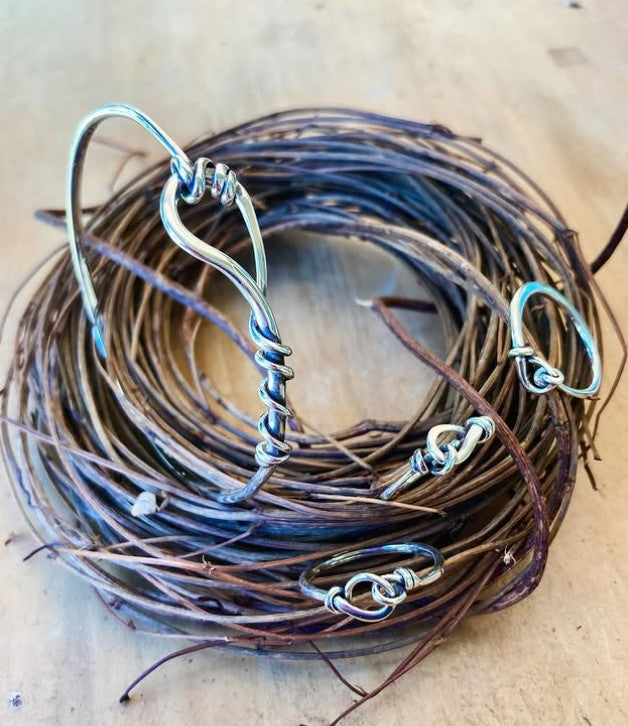 Artisan 2850 - Vine Rings