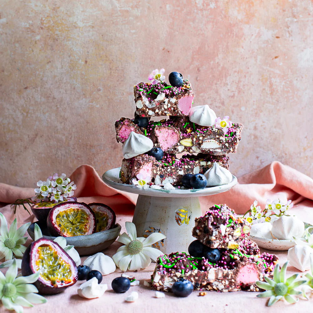 Pebbly Path Mudgee Rocky Road Gift Cylinder - Christmas