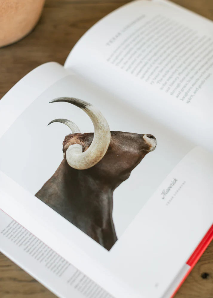 Book - Farm Life A Collection of Animal Portraits