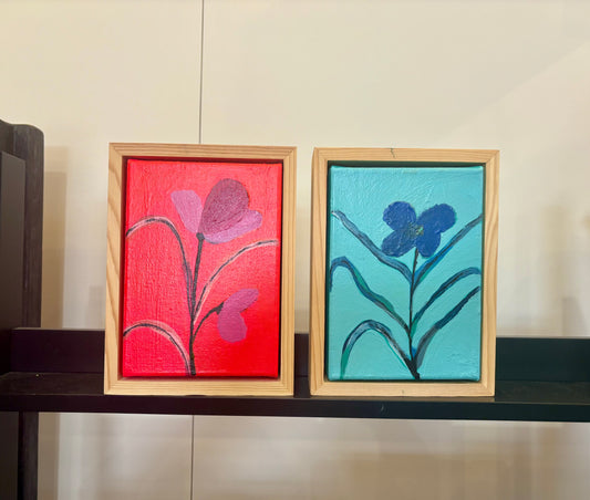 Holly Eva - Small Flower Paitinings