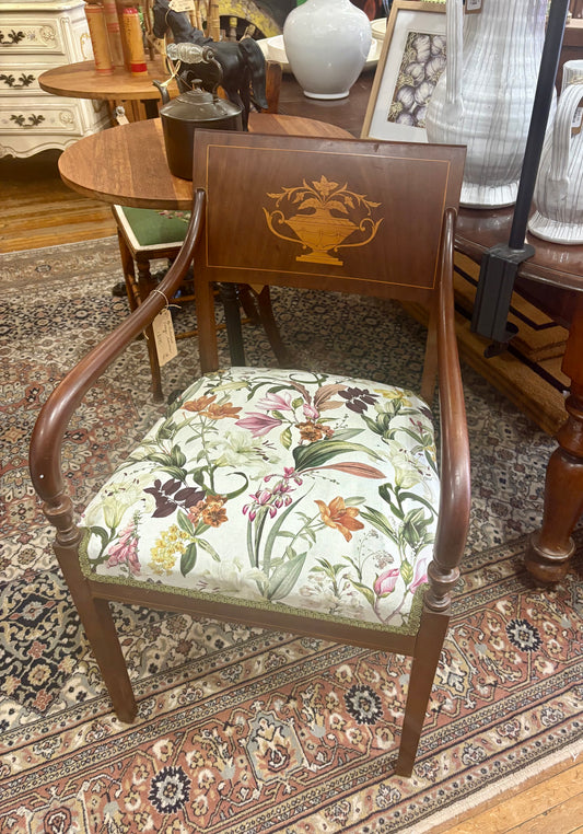 Vintage Bird - Refurbished Vintage Armchair