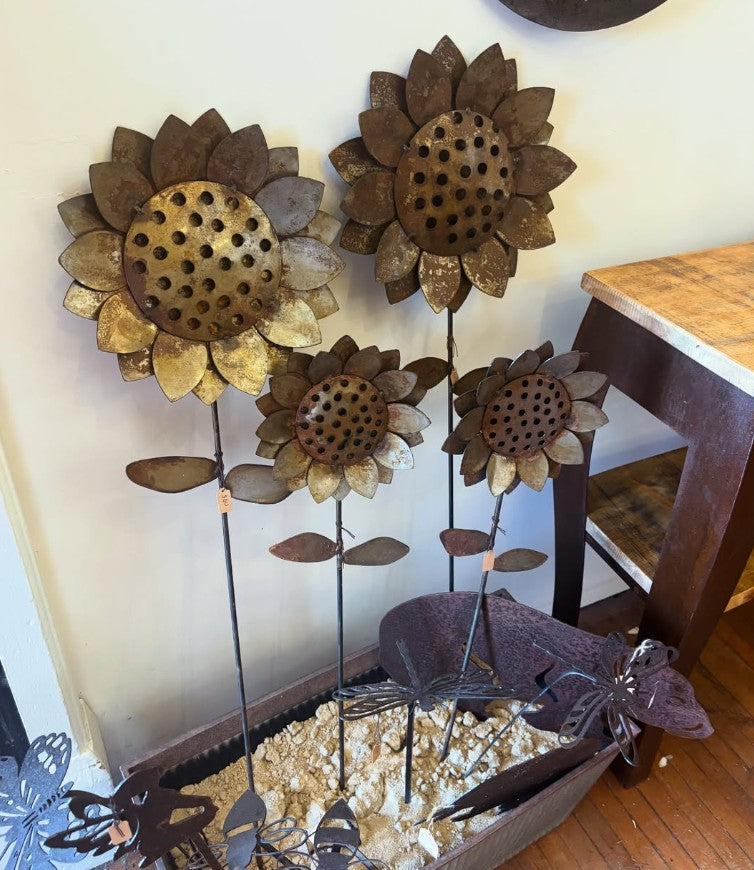 TWSculptures - Garden Ornaments/Stakes and Wall Hangings