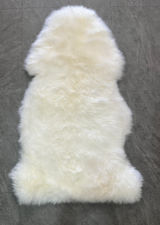 Australian Short Wool Sheepskin - Ivory